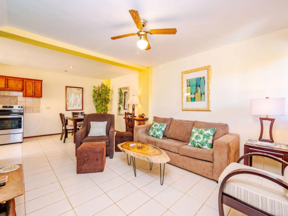 Impeccably Maintained two-level Residence in Tamarindo