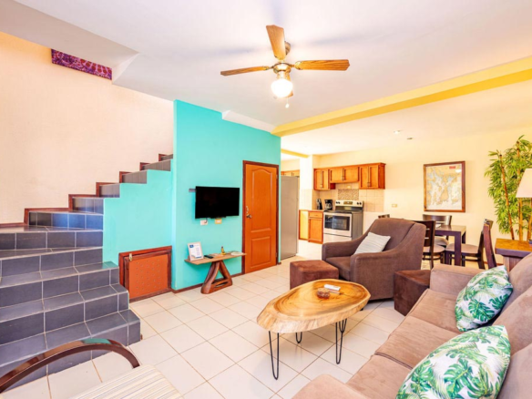 Impeccably Maintained two-level Residence in Tamarindo