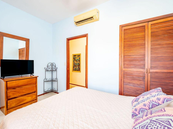 Impeccably Maintained two-level Residence in Tamarindo