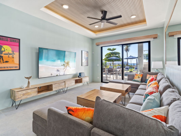 Beachfront Home Villa Ballena