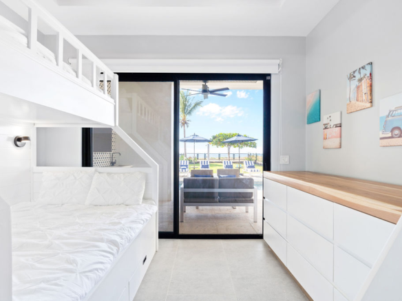 Beachfront Home Villa Ballena