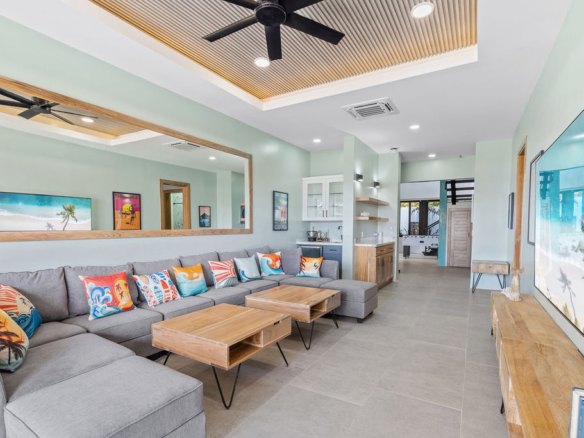 Beachfront Home Villa Ballena