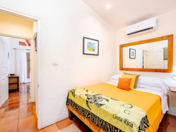 Family Home Retreat in Palm Beach Estates Playa Grande