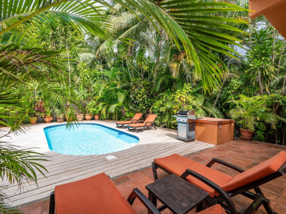 Family Home Retreat in Palm Beach Estates Playa Grande