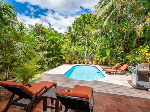 Family Home Retreat in Palm Beach Estates Playa Grande