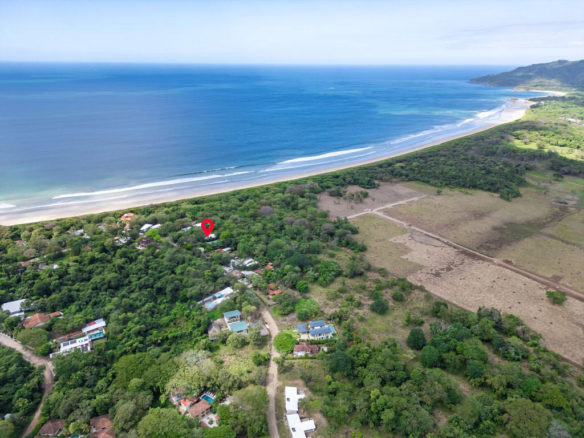 Family Home Retreat in Palm Beach Estates Playa Grande