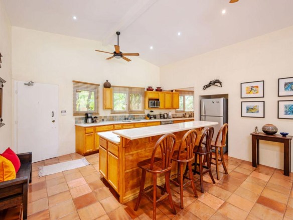 Family Home Retreat in Palm Beach Estates Playa Grande