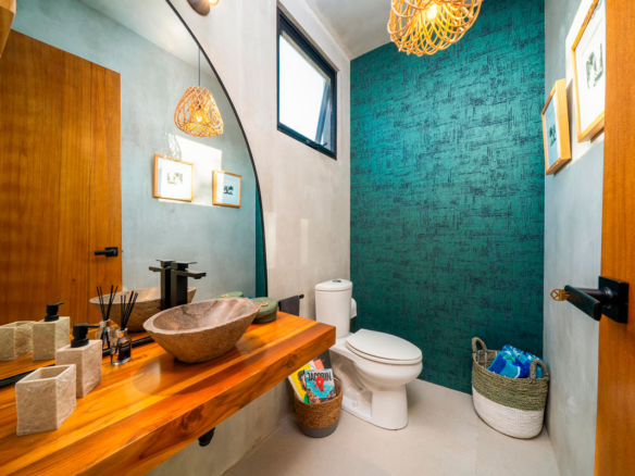 4-Bedroom Designer Home in Gated Community minutes to Tamarindo