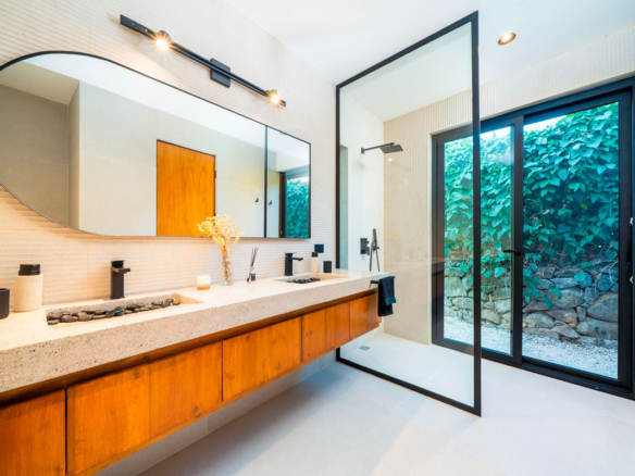 4-Bedroom Designer Home in Gated Community minutes to Tamarindo