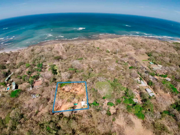 5,000 m² Ocean Breeze Estate Lot Near Playa Avellanas