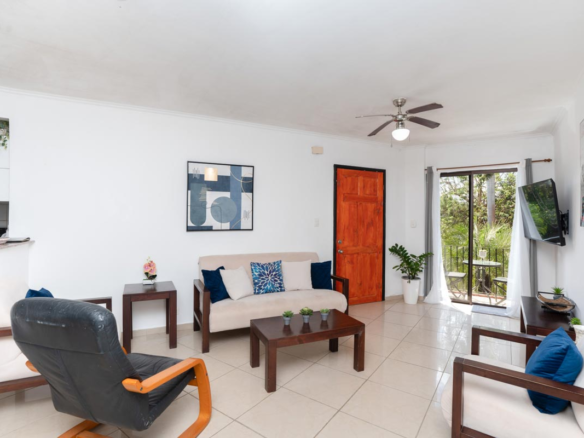 Charming two-bedroom Condo in the Heart of Tamarindo