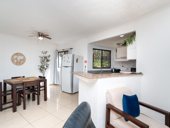 Charming two-bedroom Condo in the Heart of Tamarindo