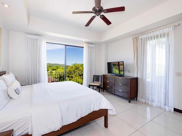 Exceptional Condo Designed with Comfort and Elegance