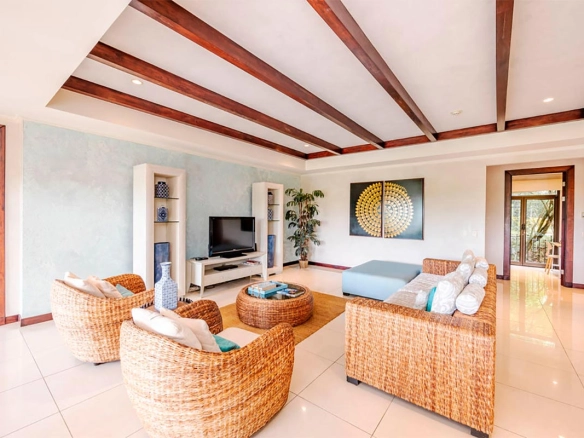 Spacious 3 bedroom condo with great privacy