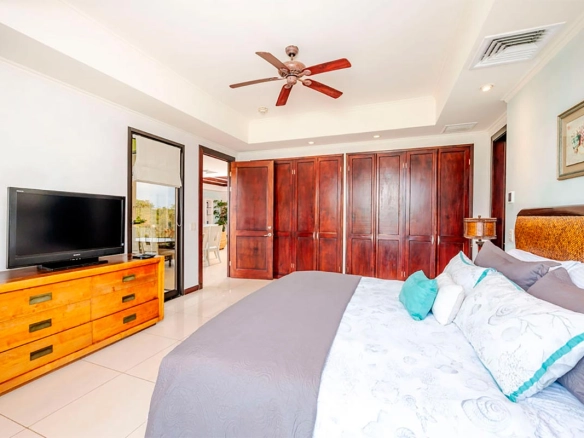 Spacious 3 bedroom condo with great privacy