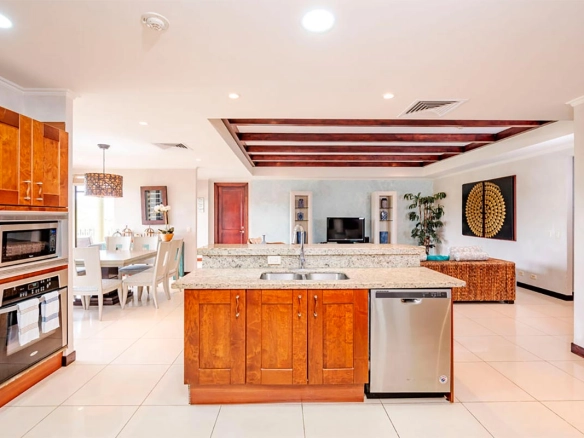 Spacious 3 bedroom condo with great privacy