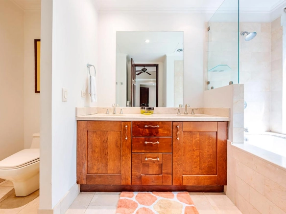 Spacious 3 bedroom condo with great privacy