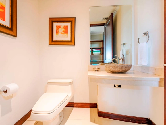 Spacious 3 bedroom condo with great privacy