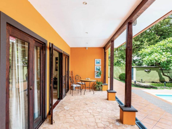 Private 2-Story Home Villa Flamboyan at La Josefina