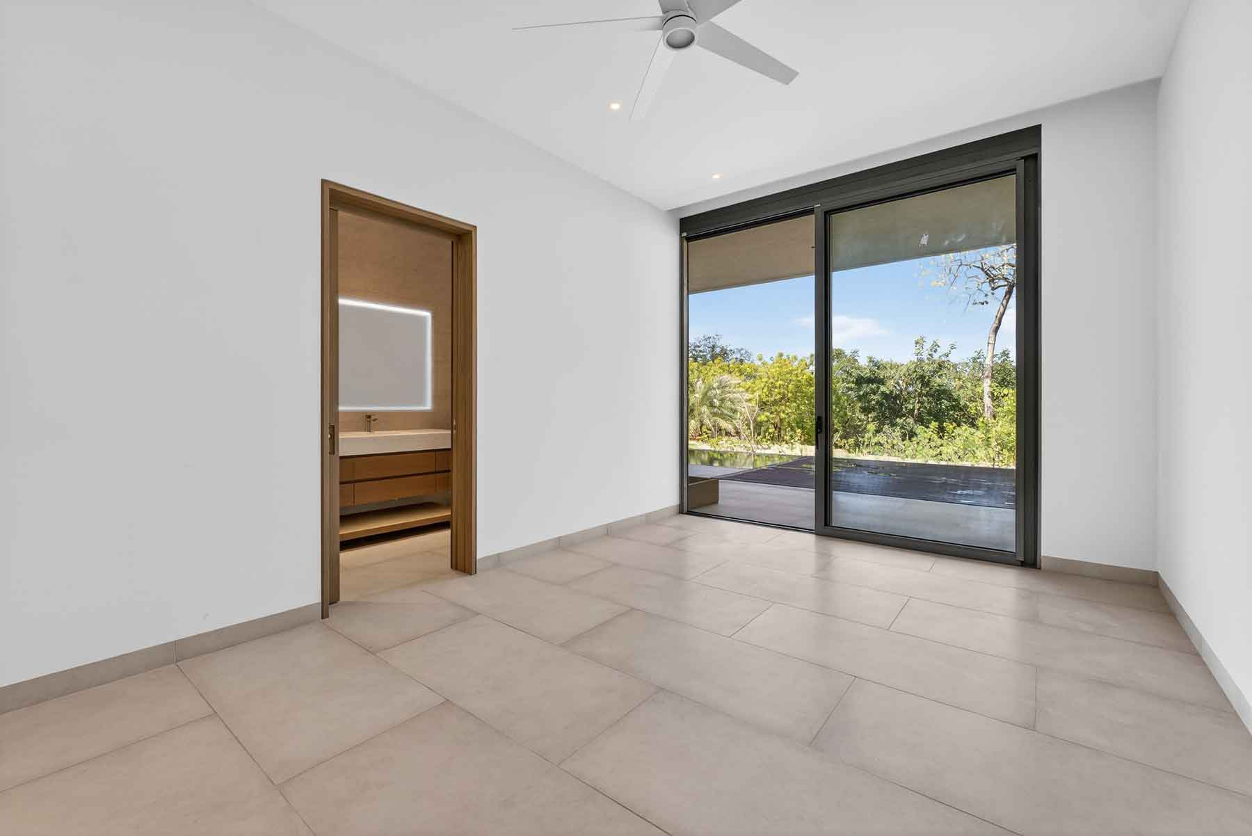 El Tesoro 24 Tamarindo 12