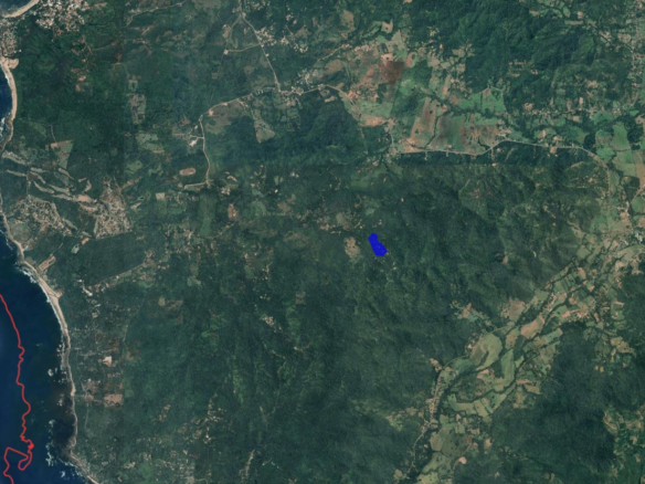 Finca with Panoramic Views and a Stream