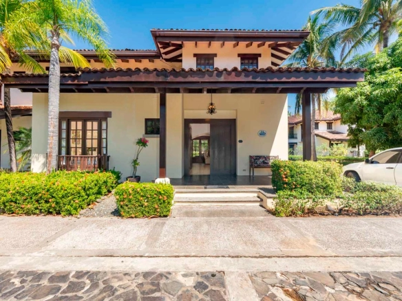 Corner Villa in Palma Real