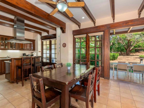 Corner Villa in Palma Real