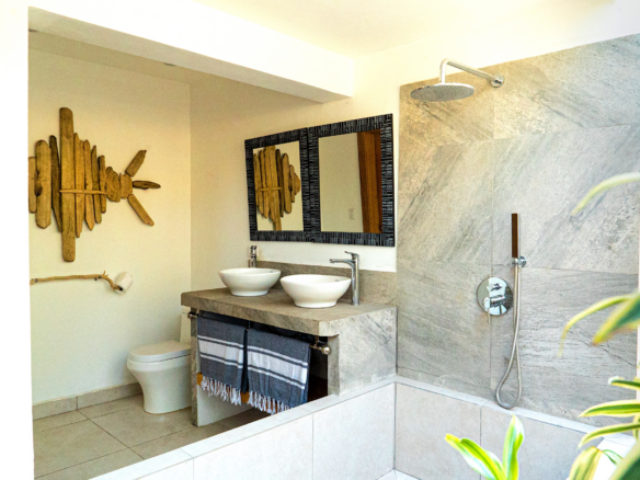 Luxury Home in Tamarindo Park Costa Rica | Casa Crucero for Sale