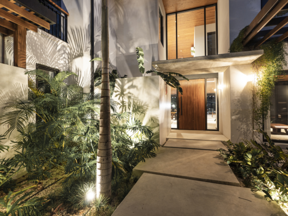 Luxurious Seaside Villa located in Las Golondrinas Hacienda Pinilla