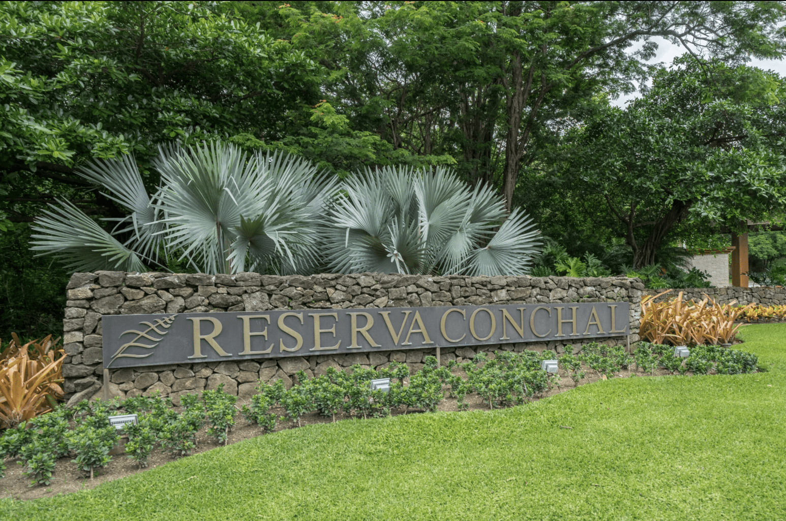 Reserva Conchal Entrance 44