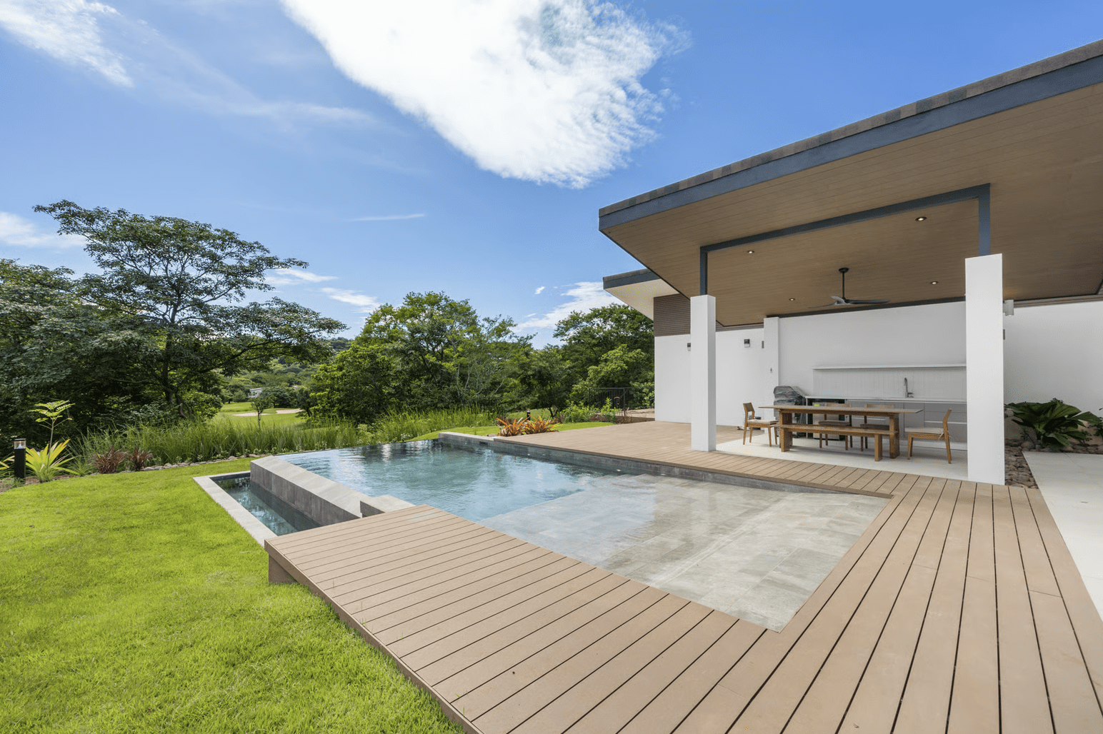 • Casa Aguasalada Reserva Conchal 17