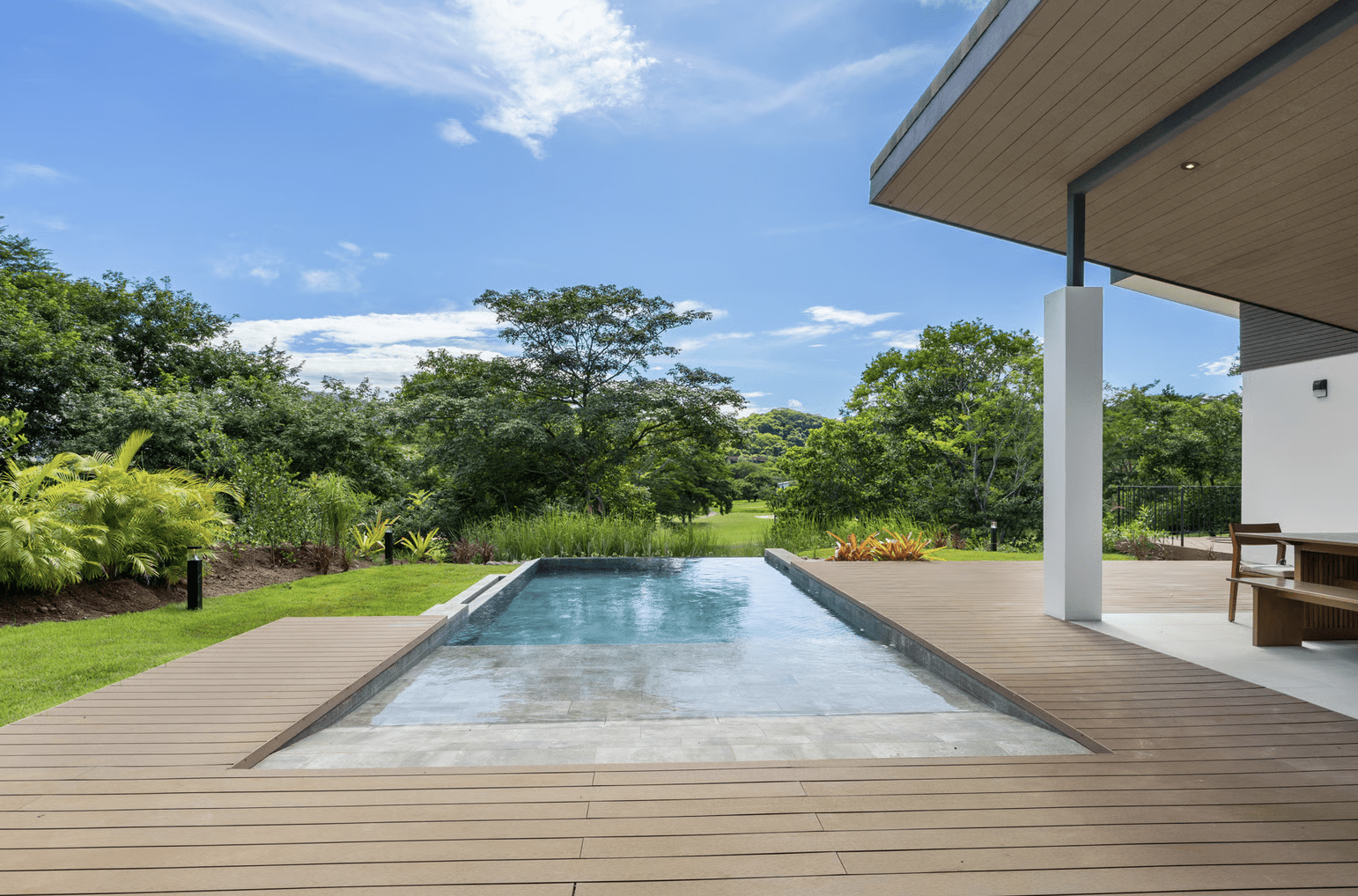 • Casa Aguasalada Reserva Conchal 20
