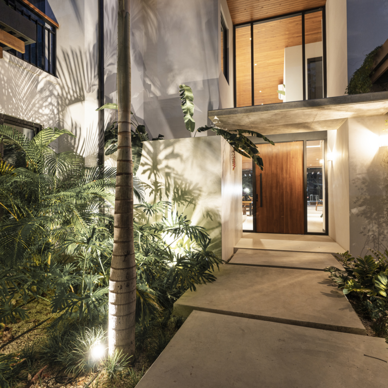 Luxury Homes in Tamarindo: Where Premium Buyers Are Investing