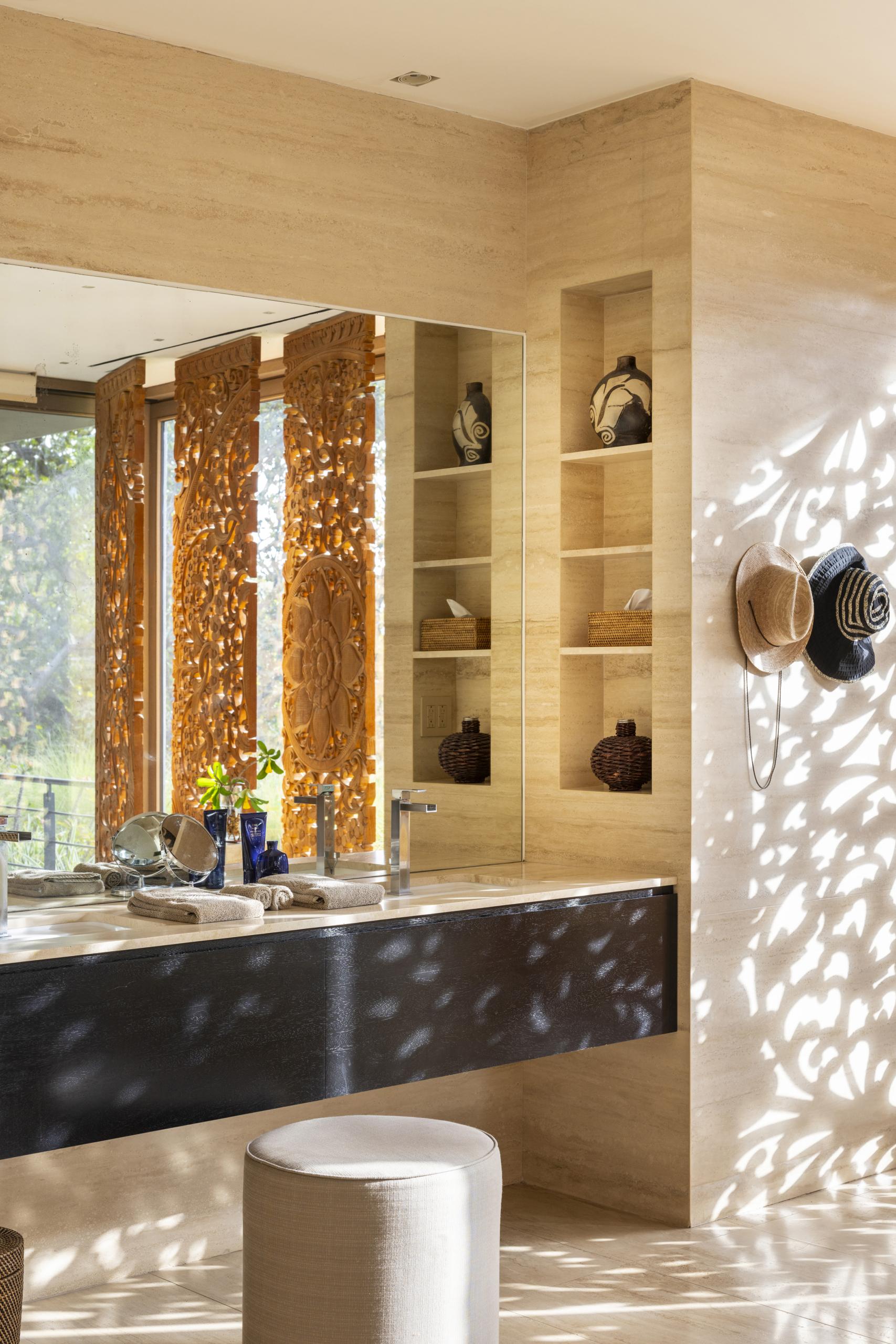 27Villa Laila