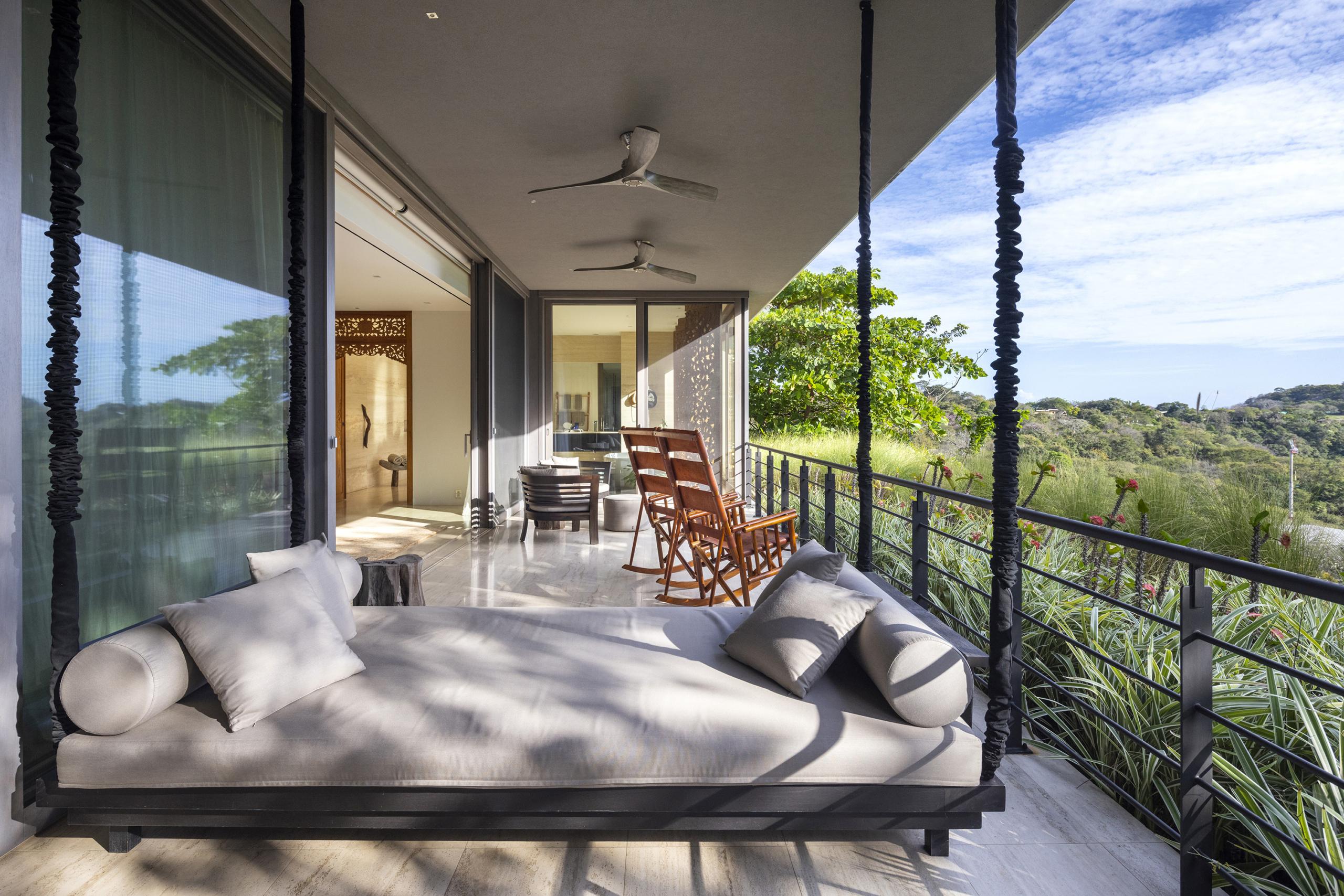 28Villa Laila