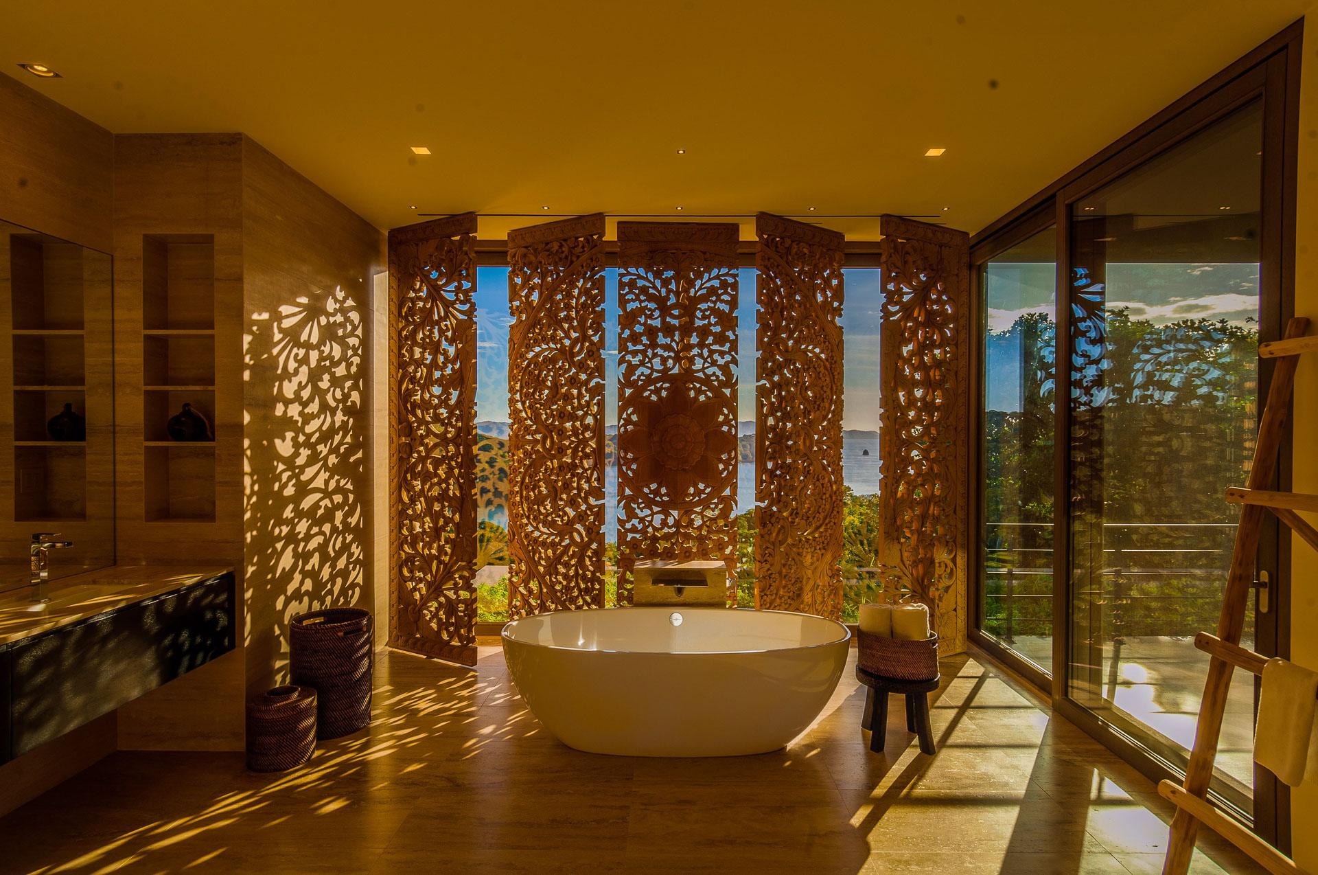 Master Bathroom(1)