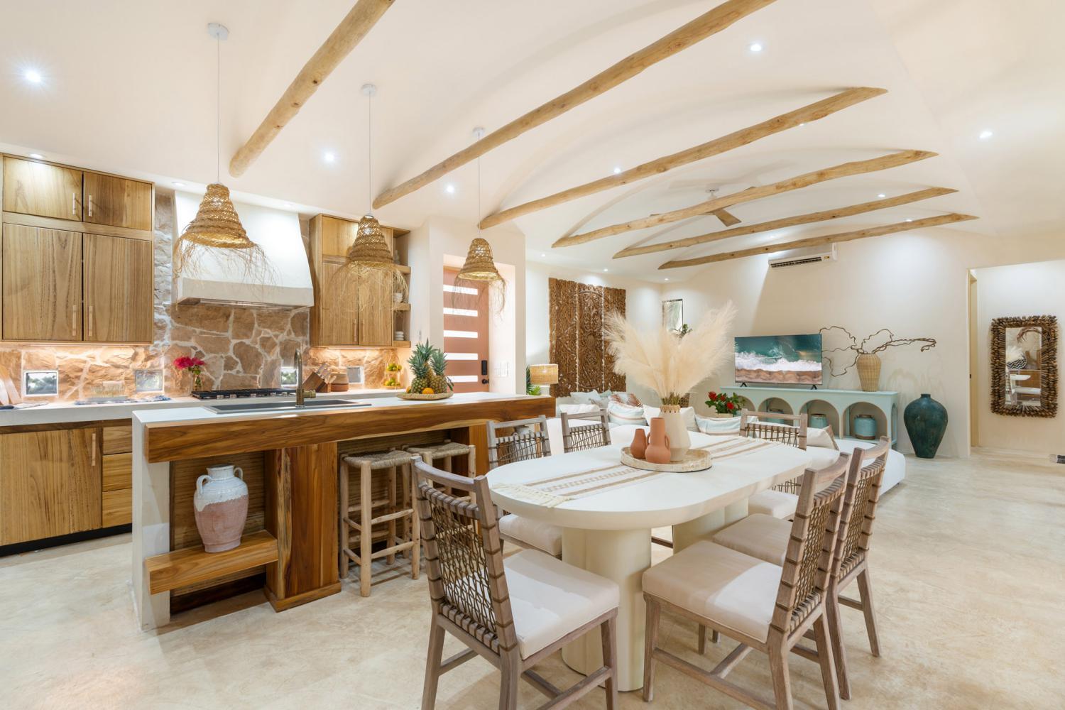 Casa Hannah Bonita (18) Designer Home for Sale in Tamarindo – Walk to the Beach | Casa Hannah Bonita