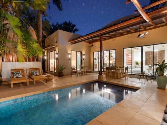 Designer Home for Sale in Tamarindo – Walk to the Beach | Casa Hannah Bonita