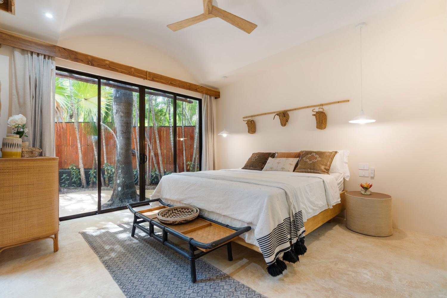 Casa Hannah Bonita Modern Tamarindo luxury home (25) Designer Home for Sale in Tamarindo – Walk to the Beach | Casa Hannah Bonita