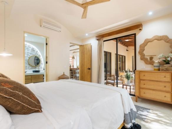Designer Home for Sale in Tamarindo – Walk to the Beach | Casa Hannah Bonita