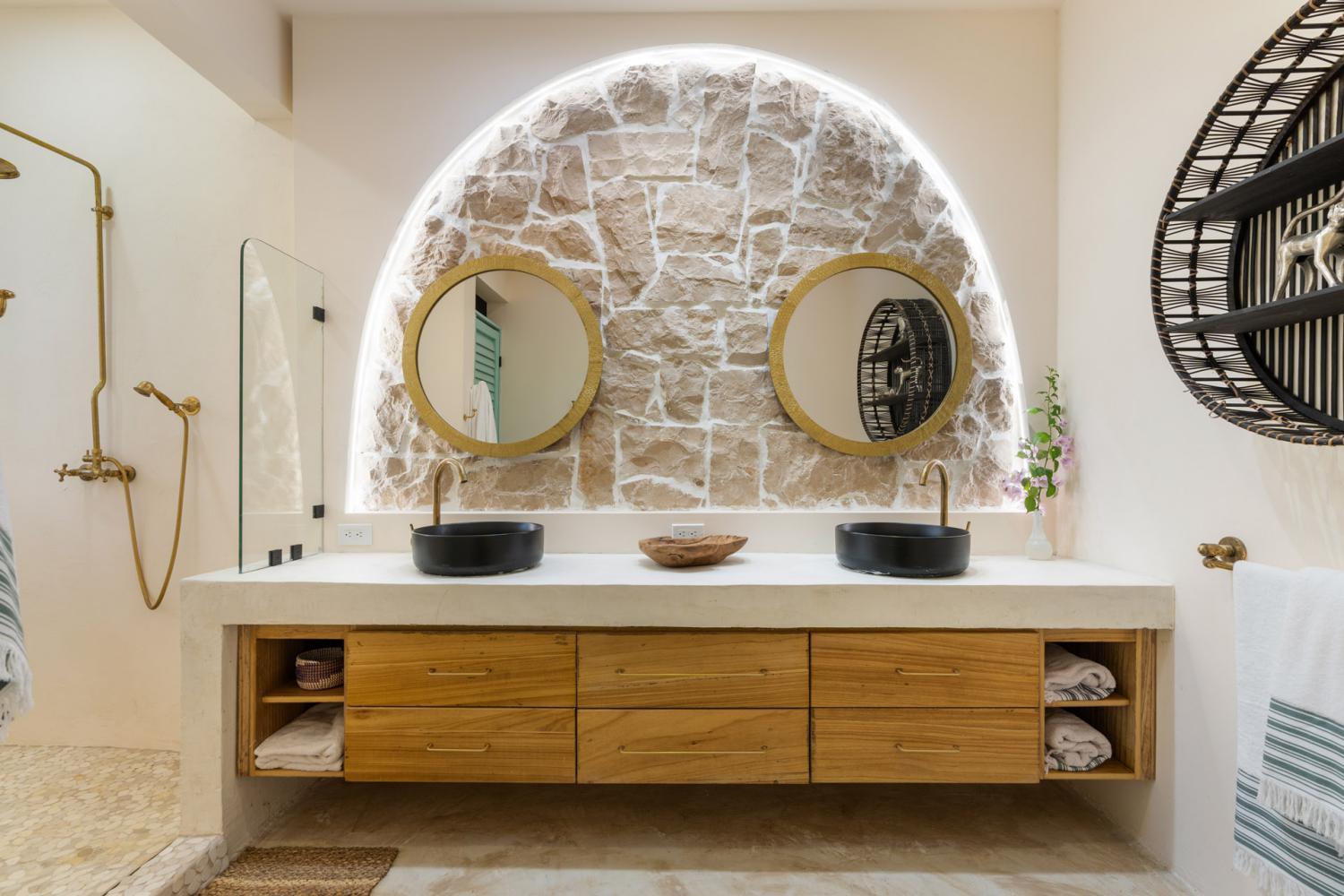 Casa Hannah Bonita Modern Tamarindo luxury home Costa Rica real estate (28) Designer Home for Sale in Tamarindo – Walk to the Beach | Casa Hannah Bonita