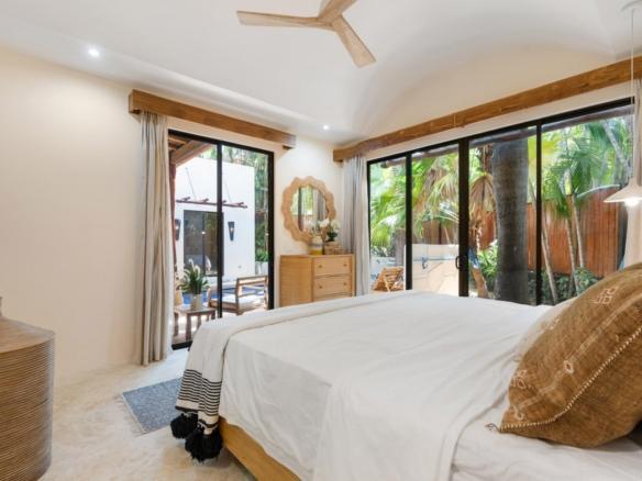 Designer Home for Sale in Tamarindo – Walk to the Beach | Casa Hannah Bonita