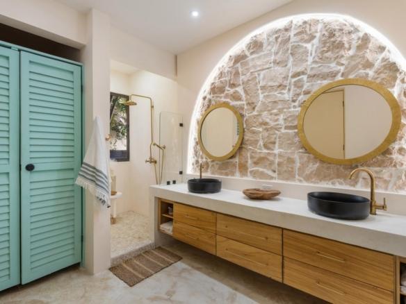 Designer Home for Sale in Tamarindo – Walk to the Beach | Casa Hannah Bonita