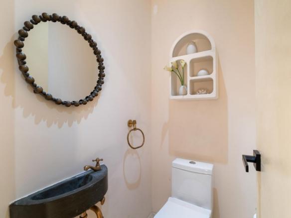 Designer Home for Sale in Tamarindo – Walk to the Beach | Casa Hannah Bonita