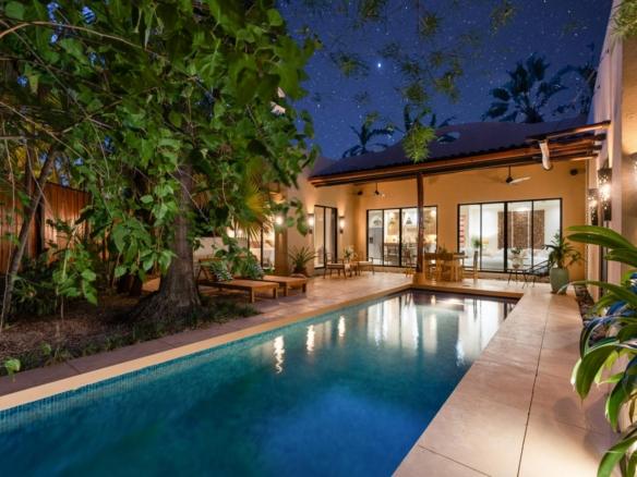 Designer Home for Sale in Tamarindo – Walk to the Beach | Casa Hannah Bonita