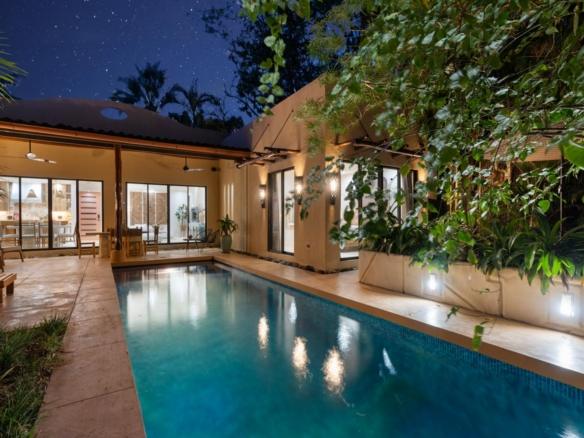 Designer Home for Sale in Tamarindo – Walk to the Beach | Casa Hannah Bonita