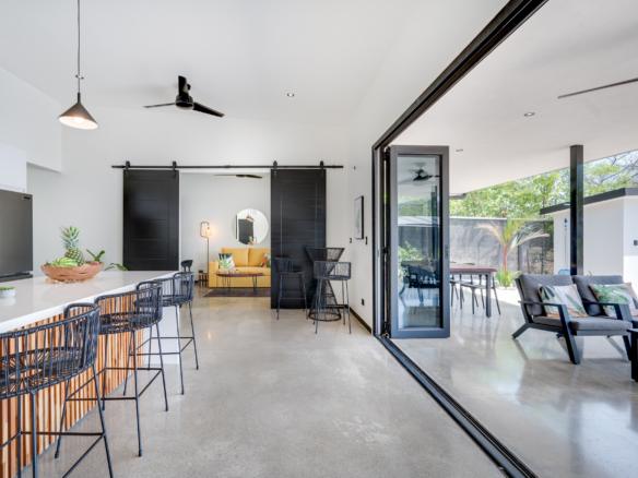 Casa Lubos – Modern Beach Home Just Minutes from Playa Grande