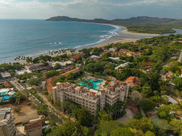 Villa Matapalo Tamarindo: Luxury Ocean View Condo at El Diria Resort