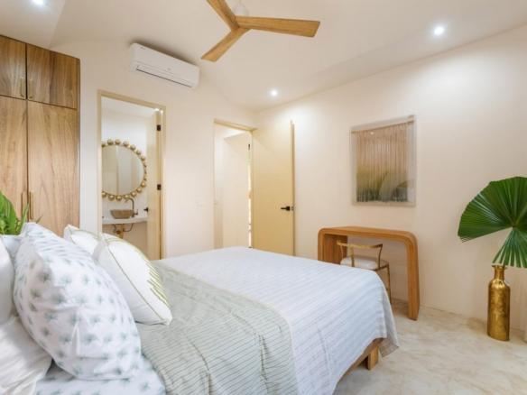 Designer Home for Sale in Tamarindo – Walk to the Beach | Casa Hannah Bonita
