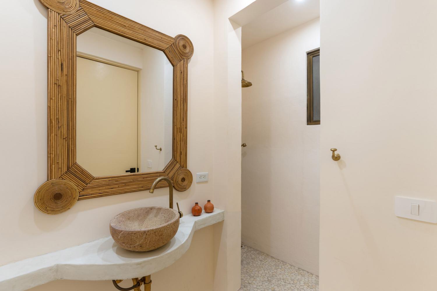 Modern Tamarindo luxury home (21) Designer Home for Sale in Tamarindo – Walk to the Beach | Casa Hannah Bonita